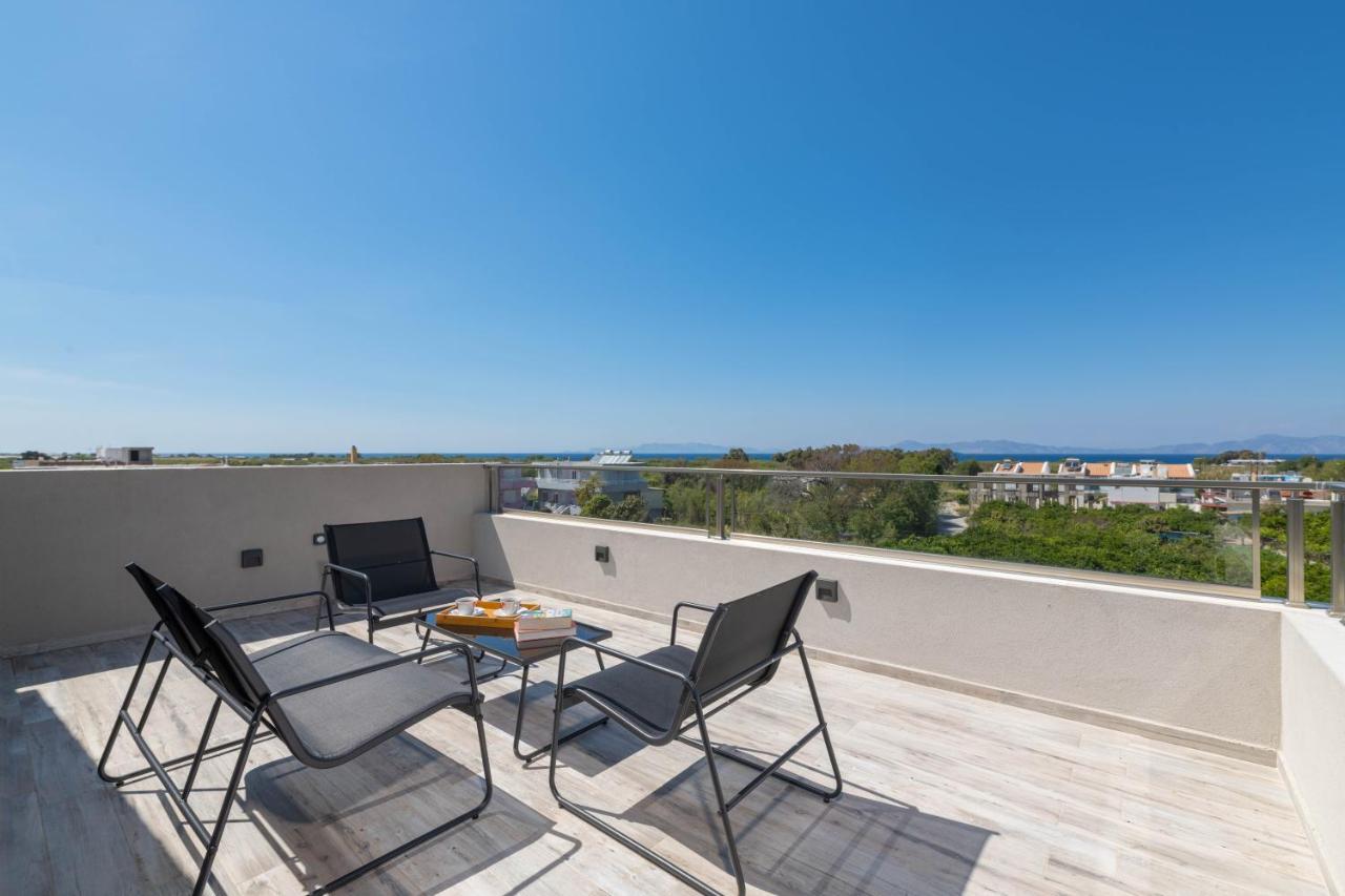 Tsatos Luxury Residence Кремасти Экстерьер фото